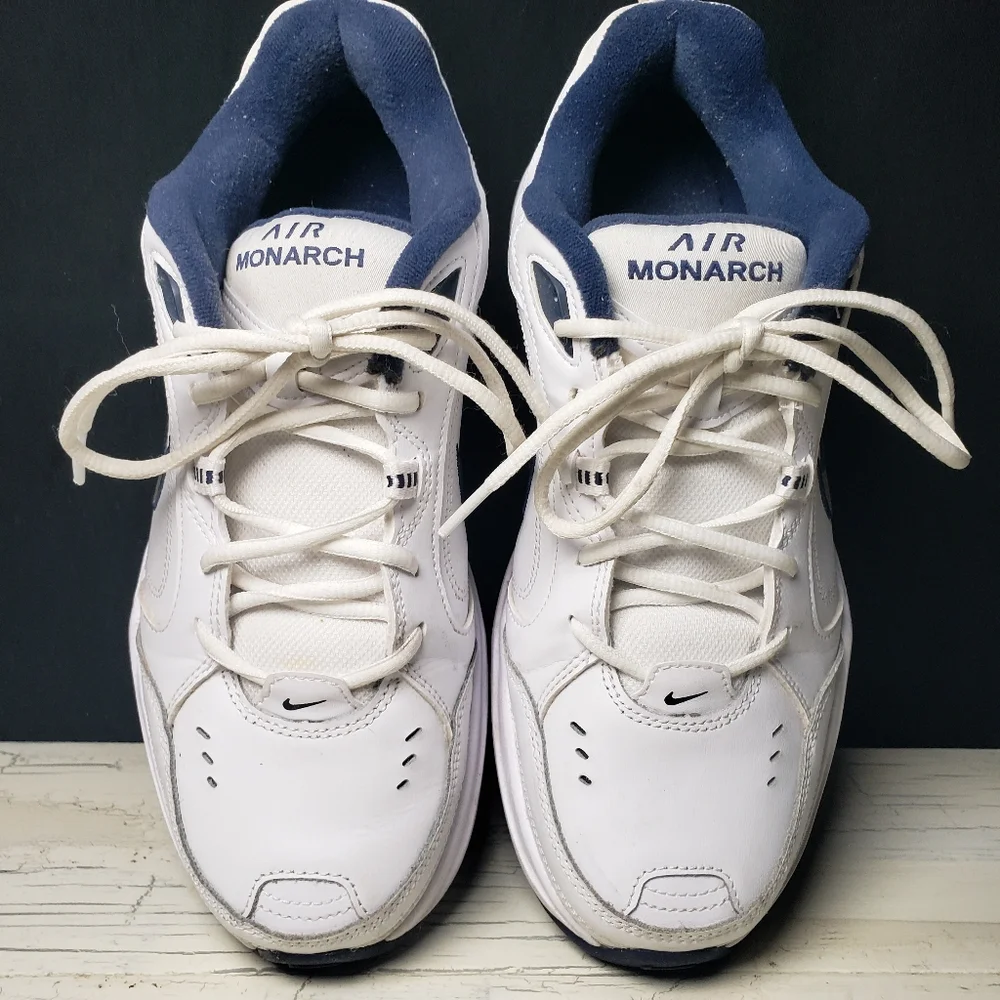 Nike Air Monarch (style 415445-102) in White/ Navy Blue Men's size 10 - Picture 9 of 15